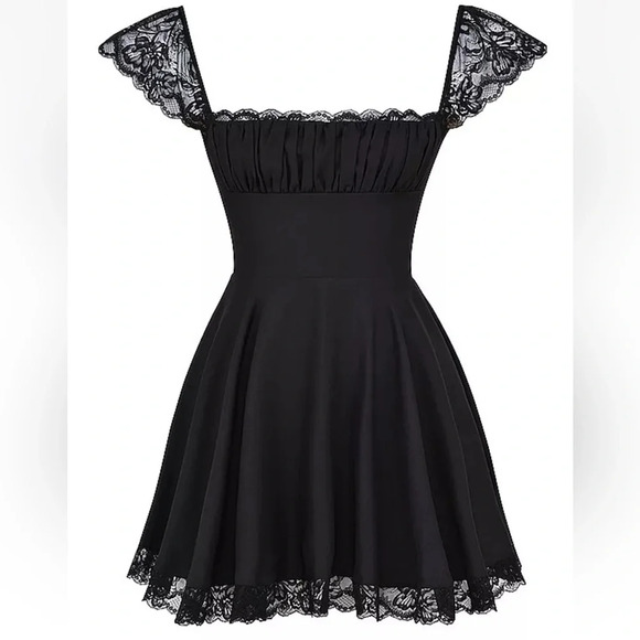 House of CB Kaia Dress Black Mini Lace NWOT - Picture 4 of 16